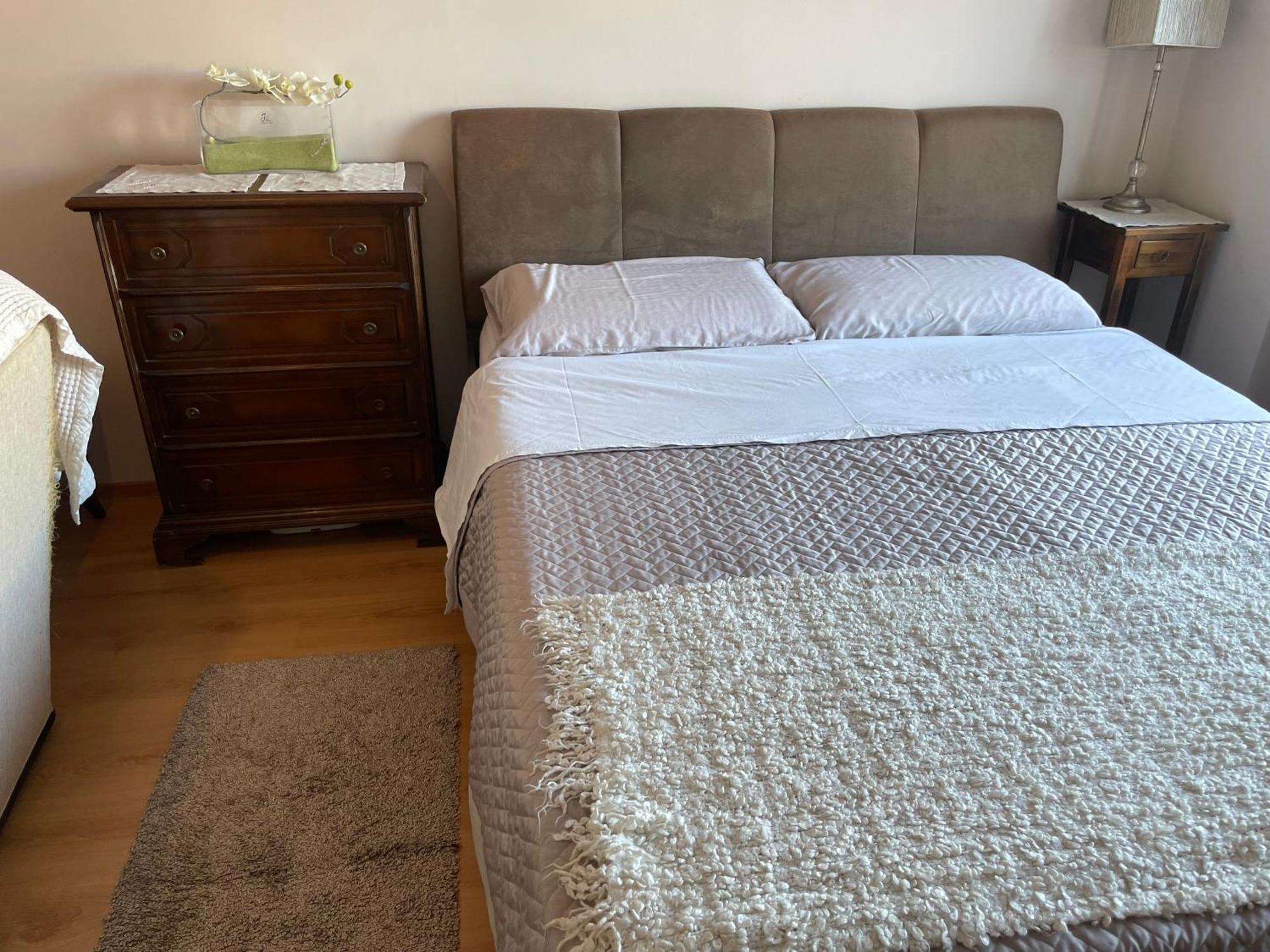 Apartment On Akademika Lazarenka 48A Lviv Eksteriør billede